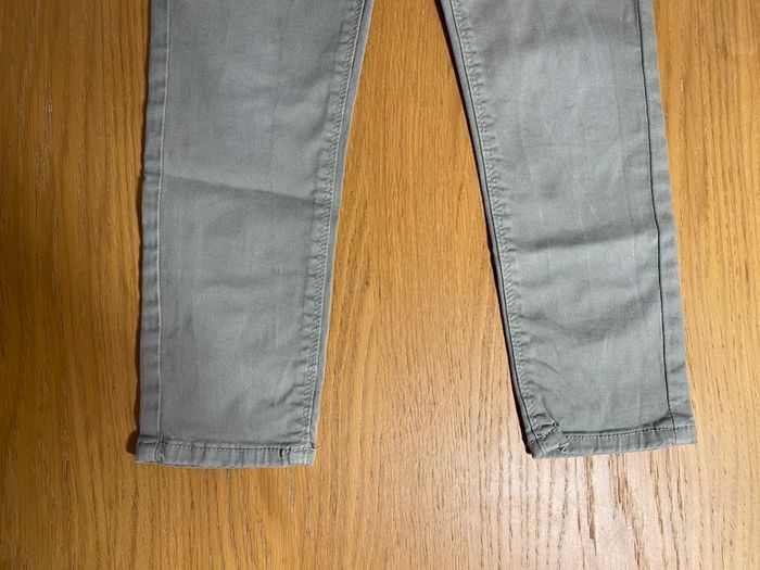 Kiabi Jean slim vert kaki Taille 8 ans - photo numéro 3