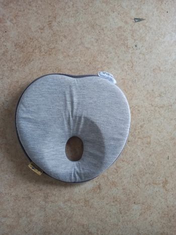Coussin cale tete bébé