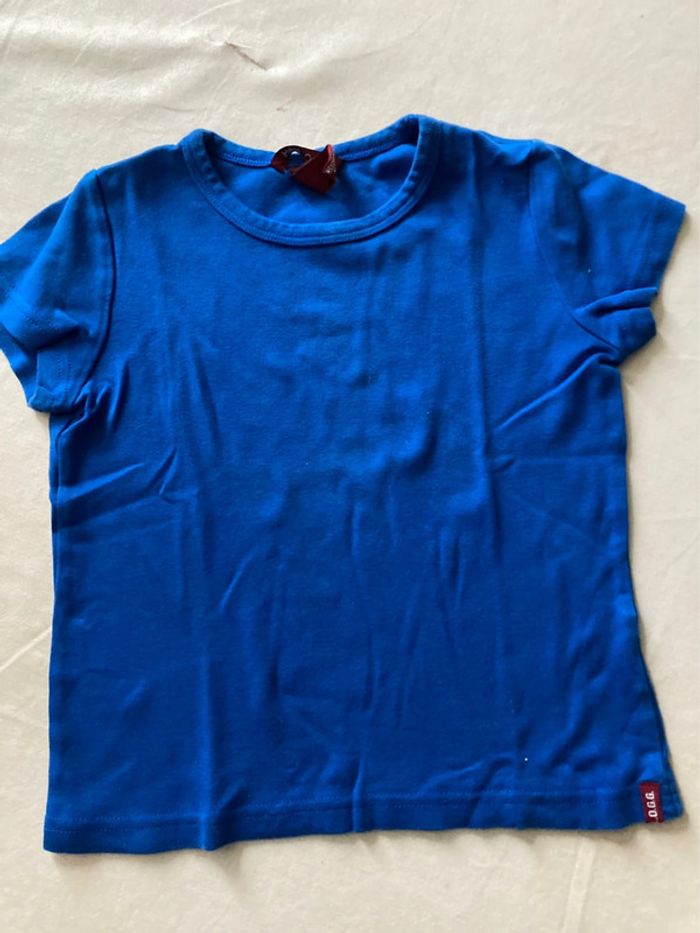 Lot 2 tee-shirts Smile et H&M 5 ans - photo numéro 4