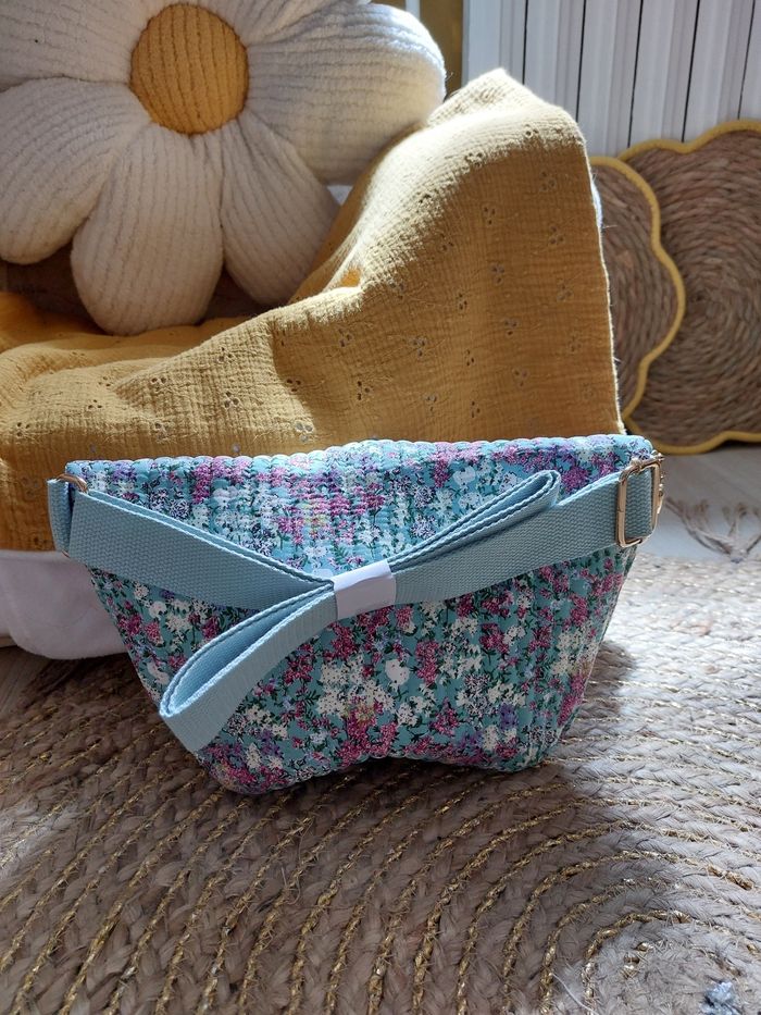 Sac banane liberty fleuri vert d'eau La p'tite  cachottière - photo numéro 5