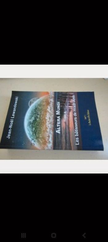 Altera Mundi Les Batisseurs De Hradr livre p