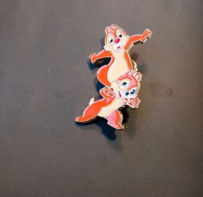 Pins Disney tic et tac