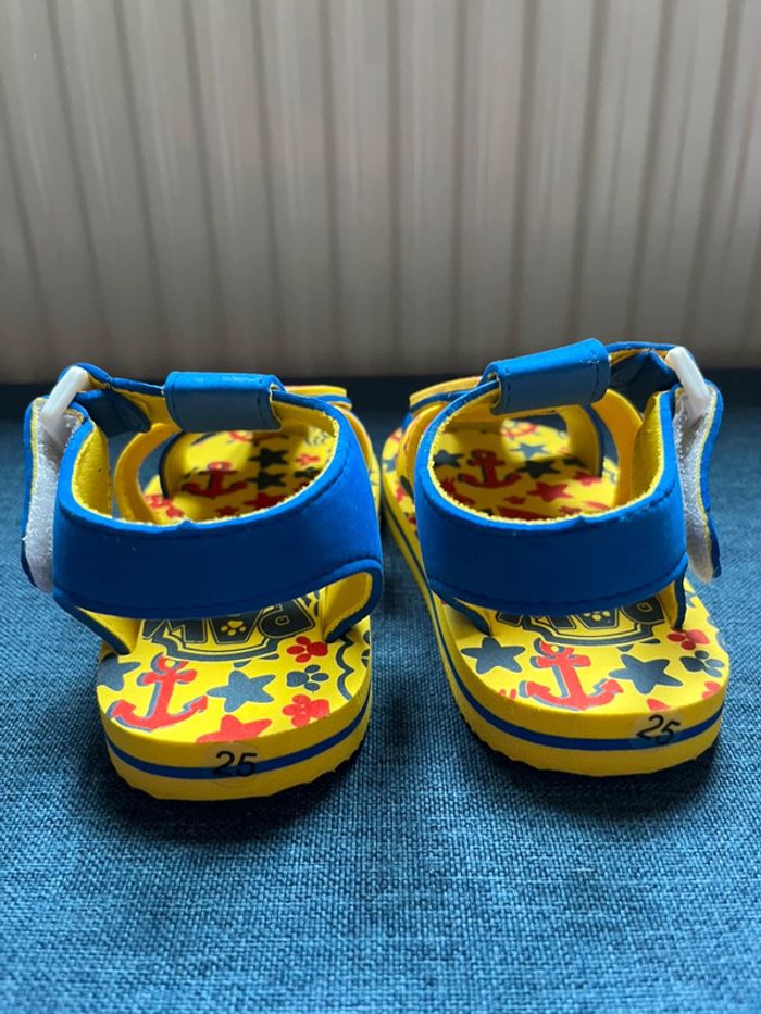 Claquettes / sandalettes / nu-pieds garçon pat patrouille - pointure 25 neuves - photo numéro 6