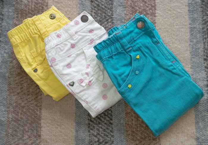 Lot de 3 pantalons fille colorés 12 mois