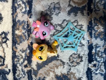 Duo Littlest Petshop Écureuil #990 et Araignée #99