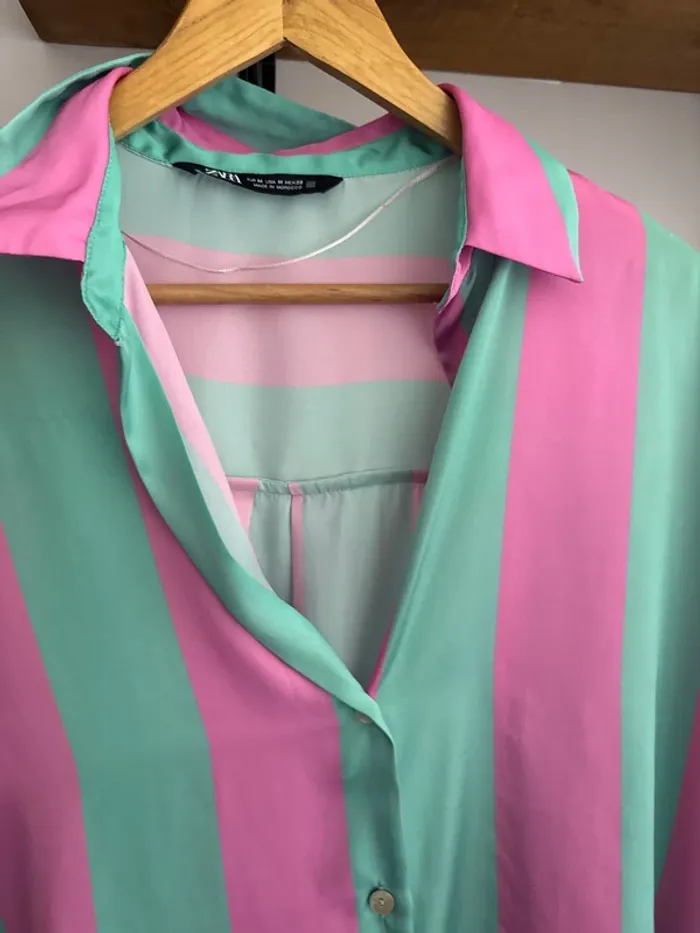 Belle chemise Zara rayure satin M - photo numéro 2