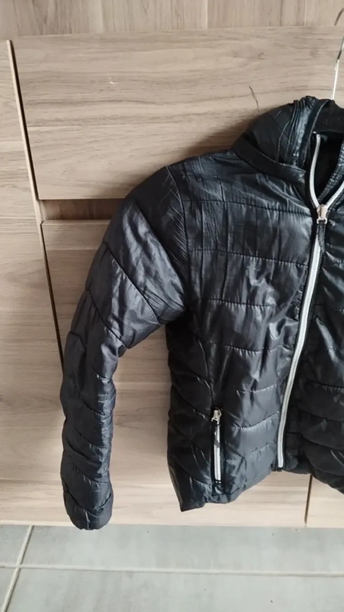 Doudoune légère taille 9/10 ans h&m fille - photo numéro 9