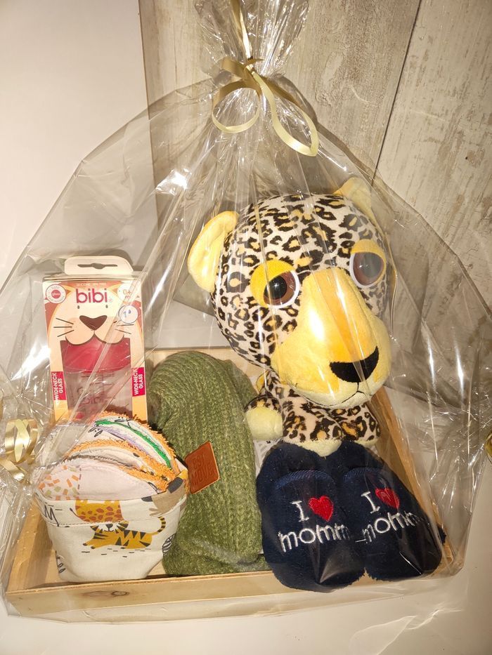 Coffret naissance neuf