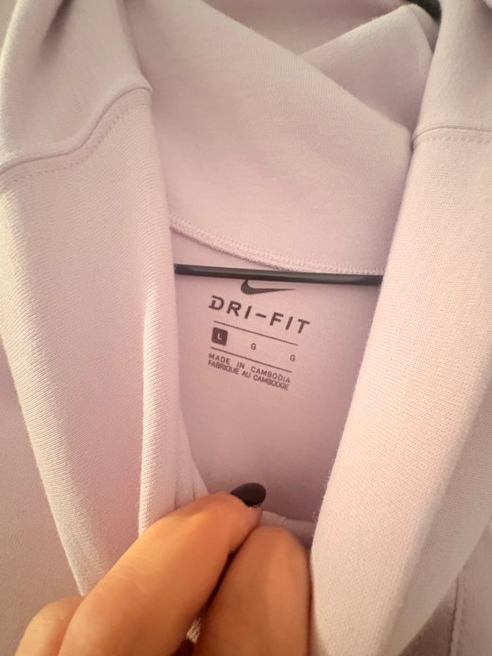 Pull Nike - photo numéro 2