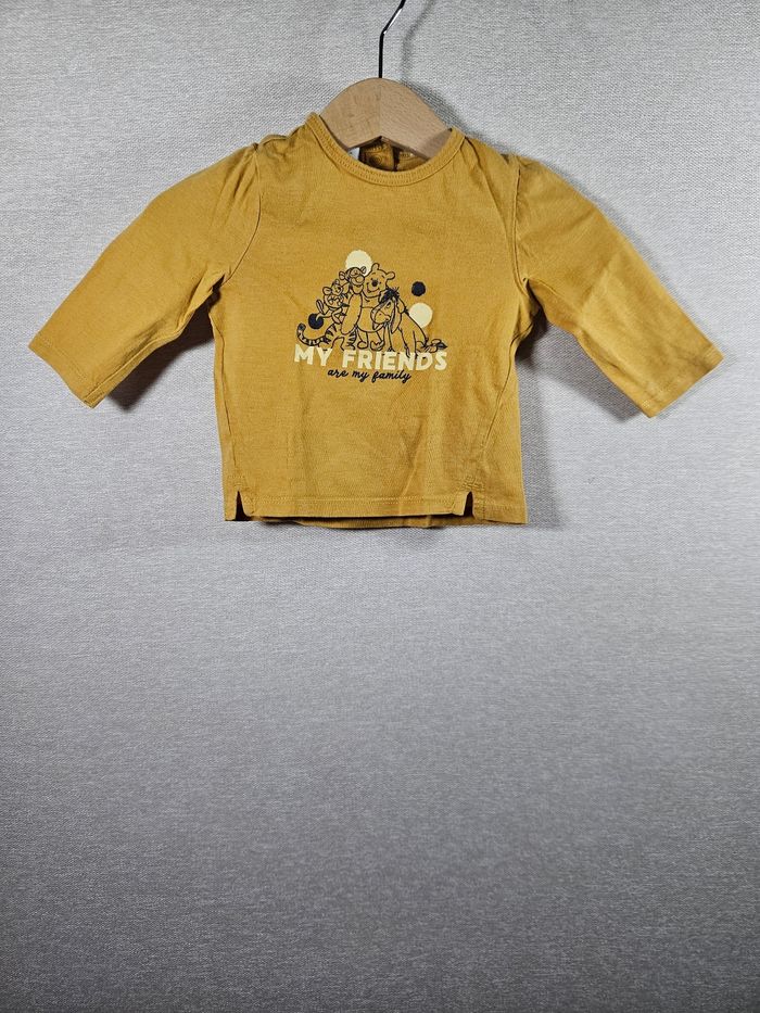 T-shirt manche longue  winnie l'ourson  disney  3 mois