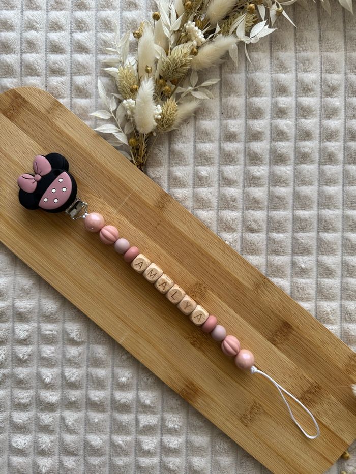 Attache tétine en silicone - photo numéro 7