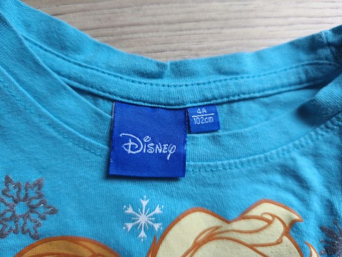 T-Shirt Reine des Neiges 4 ans - photo numéro 3