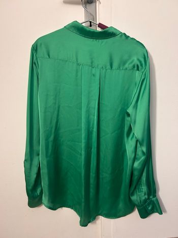 Chemise satin vert 