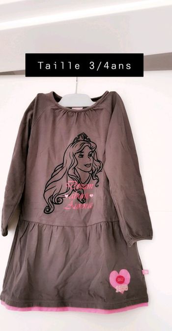 Robe taille 4 ans