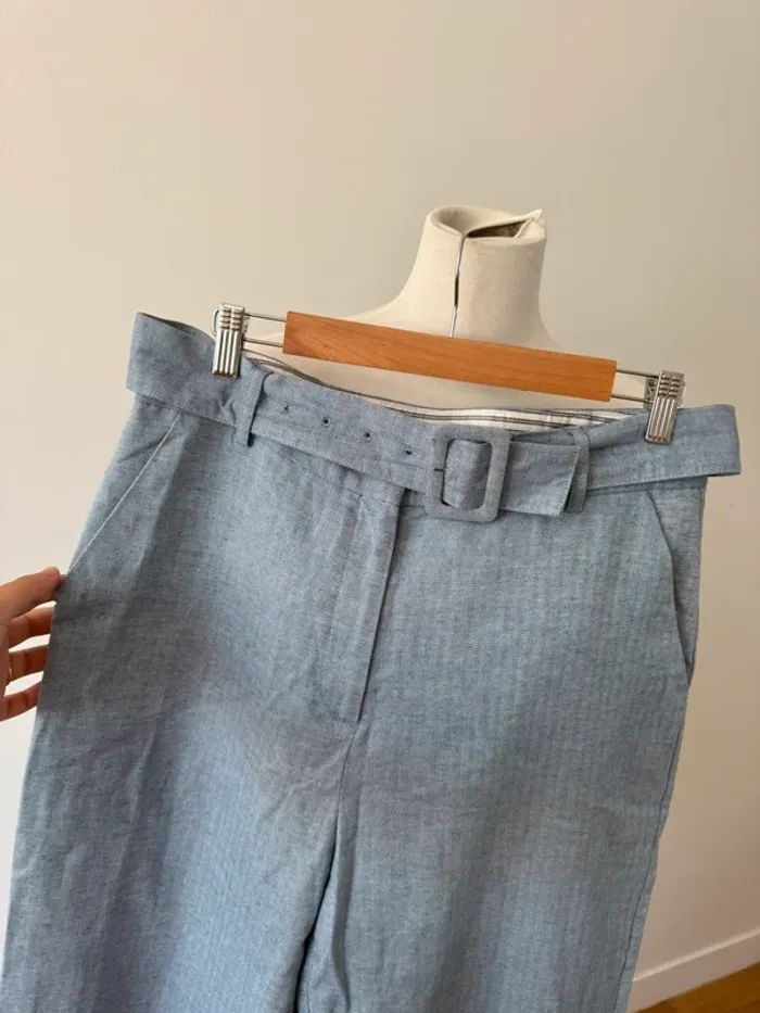 Joli pantalon classe 42/XL avec ceinture tendance négociable - photo numéro 4