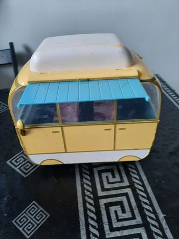 Camping car peppa pig