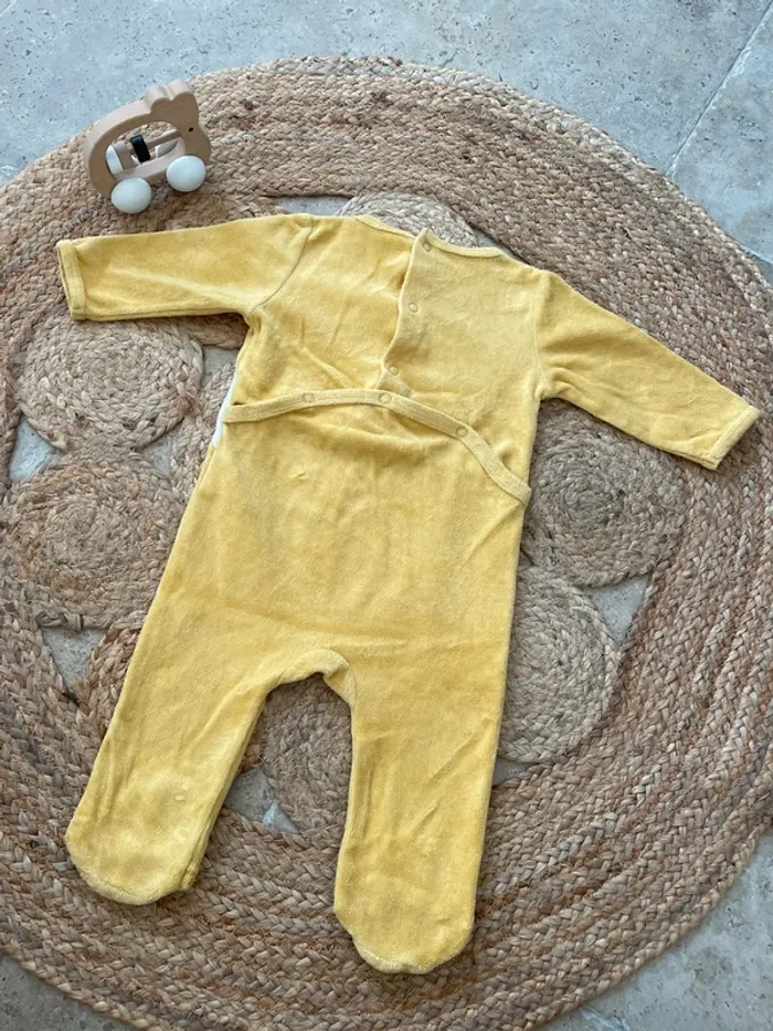 Pyjama velours 6 mois - photo numéro 2