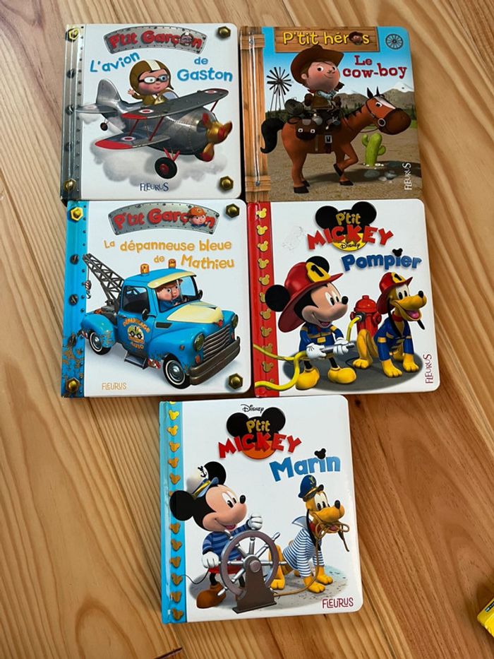 Livre petit garçon ou petit Mickey