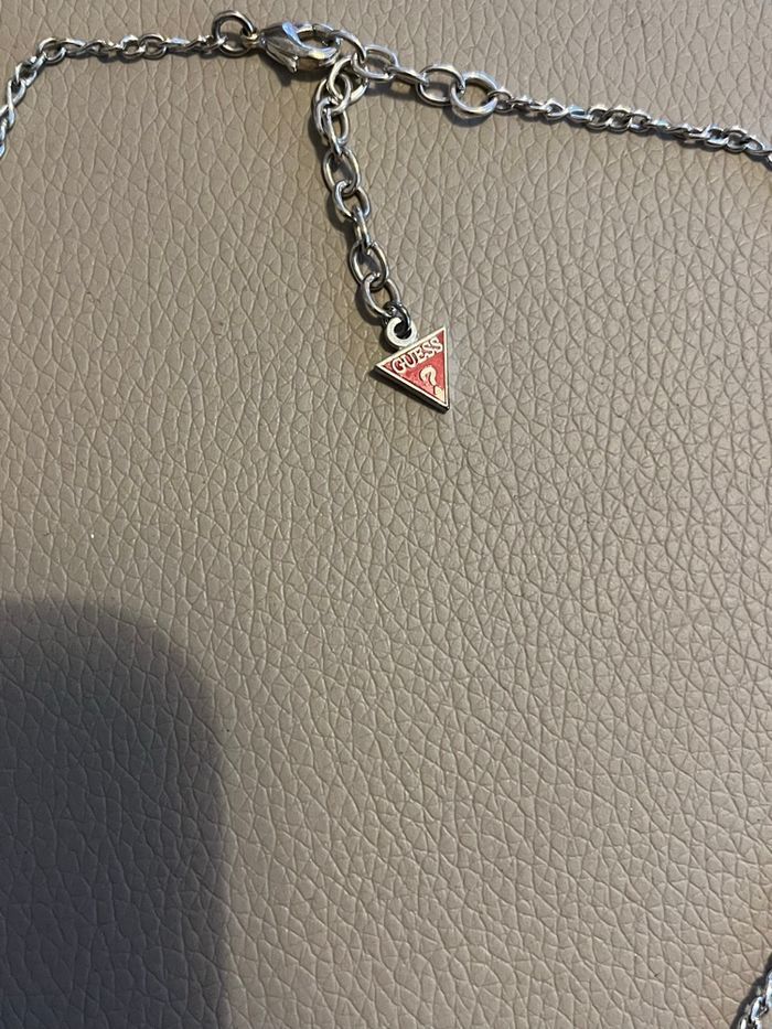 Collier guess - photo numéro 3