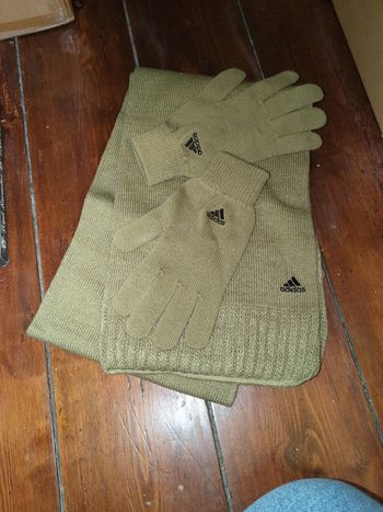 Écharpe et gants adidas homme marron kaki neuf