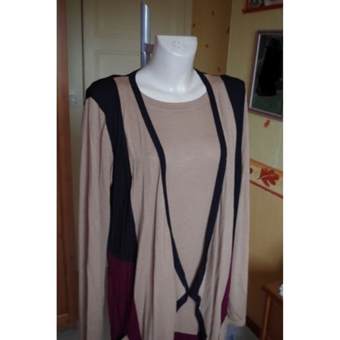 Cardigan long tricolore en maille chaude PAUL BRIAL 42 - photo numéro 7