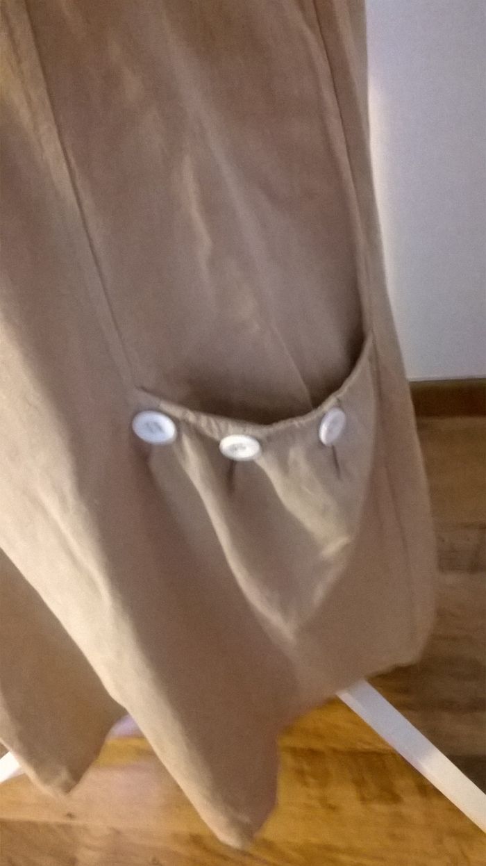 robe beige taille 42.44 - photo numéro 2