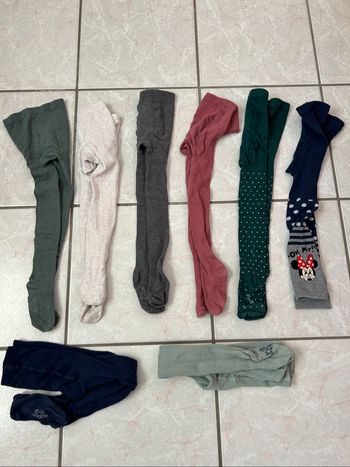 Lot 8 collants 23-26
