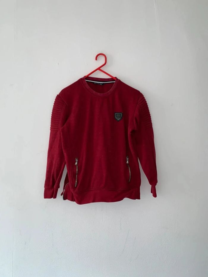 Pull rouge homme taille 40