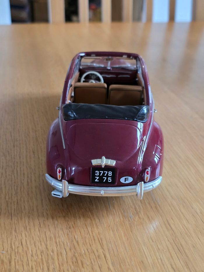 peugeot 203 de 1954 échelle 1/18e - photo numéro 2