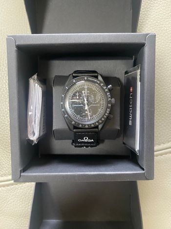 Montre Omega x Swatch Speedmaster Moonswatch 