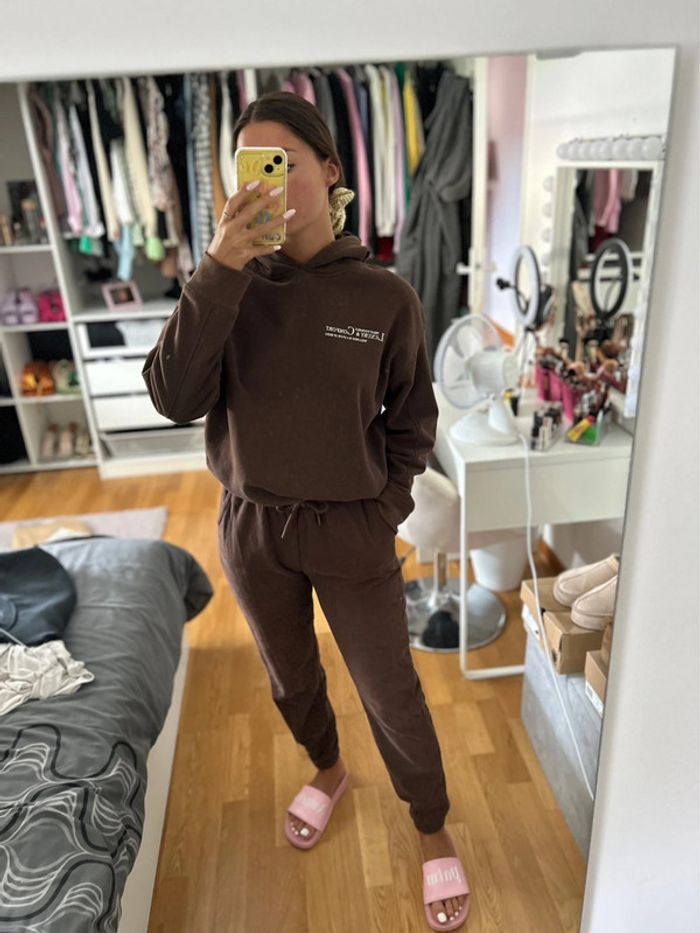 Ensemble de jogging survêtement marron new yorker S 36