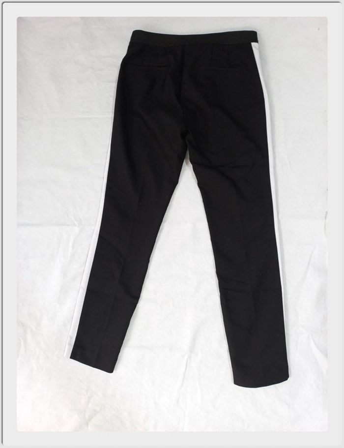 Pantalon Zara Basic S noir avec bandes latérales blanches - Coupe élégante - photo numéro 2