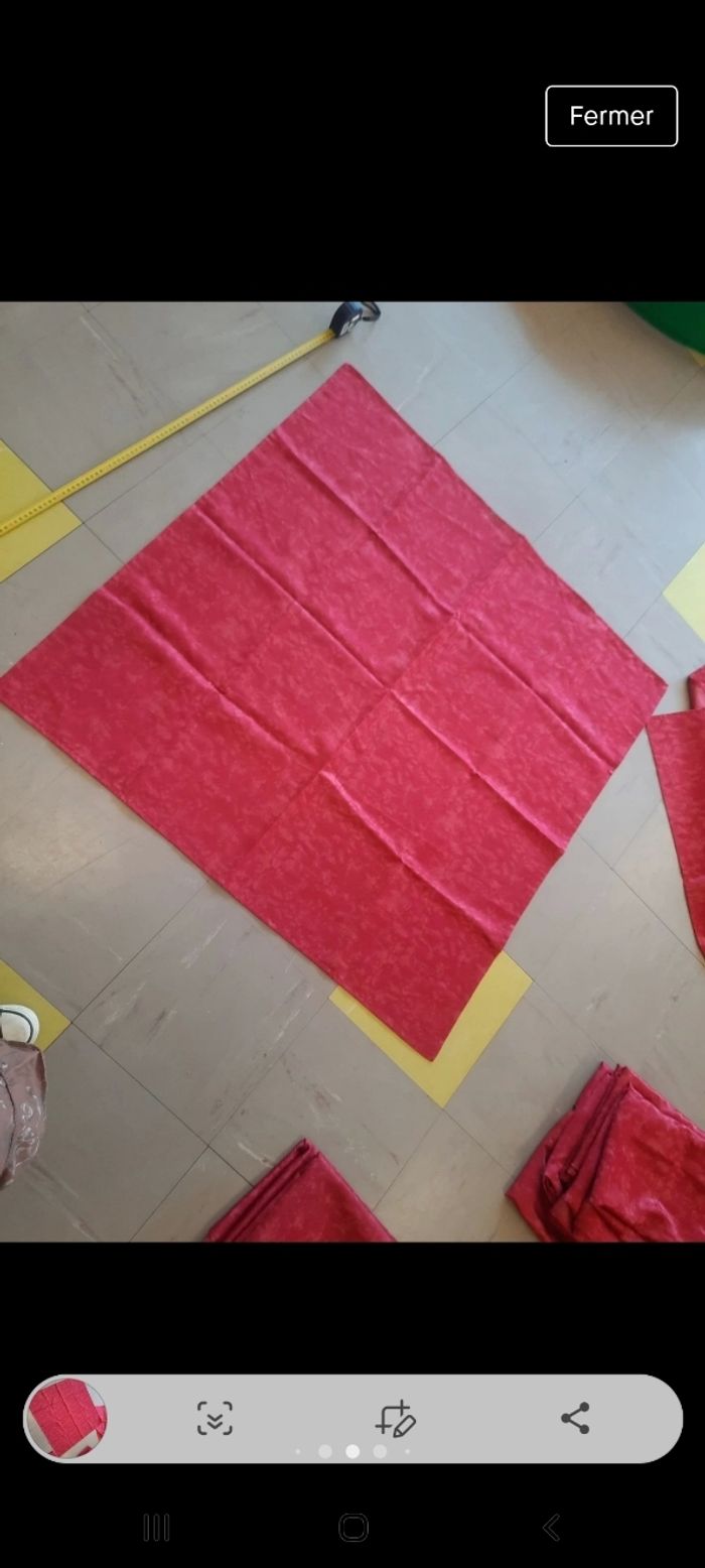Lot 5 nappes carré 1m rouge bordeaux et rose foncé  idéal décoration anniversaire - photo numéro 5