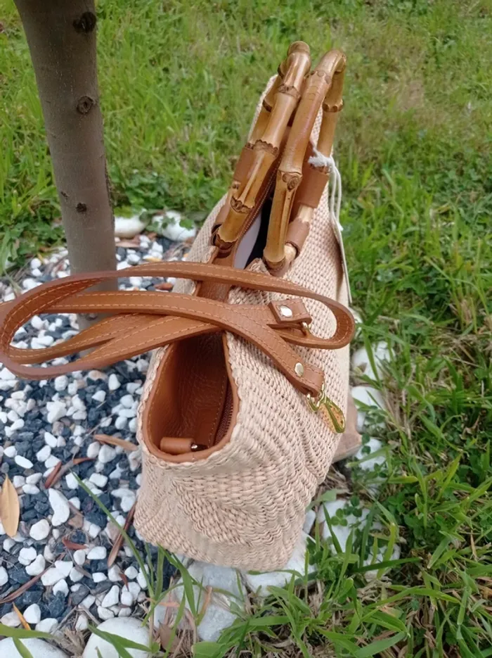 Magnifique sac en raphia tricoté laine beige garni cuir de vachette Cherry Paris - photo numéro 3