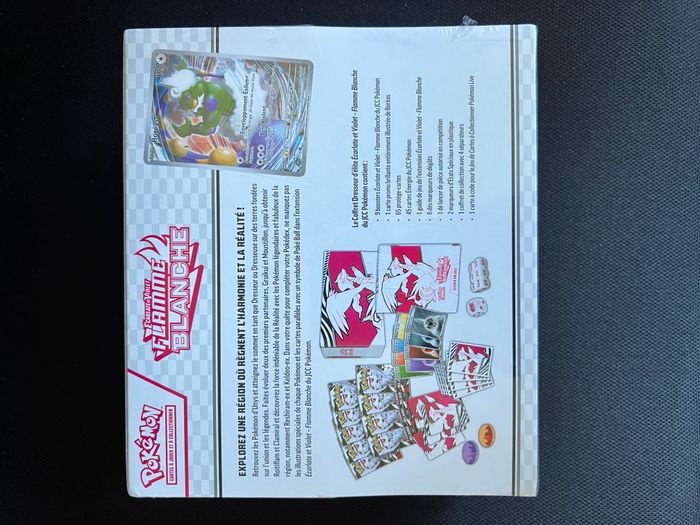 ETB Pokémon EV10.5 – Flamme Blanche – Neuve & Scellée - photo numéro 2