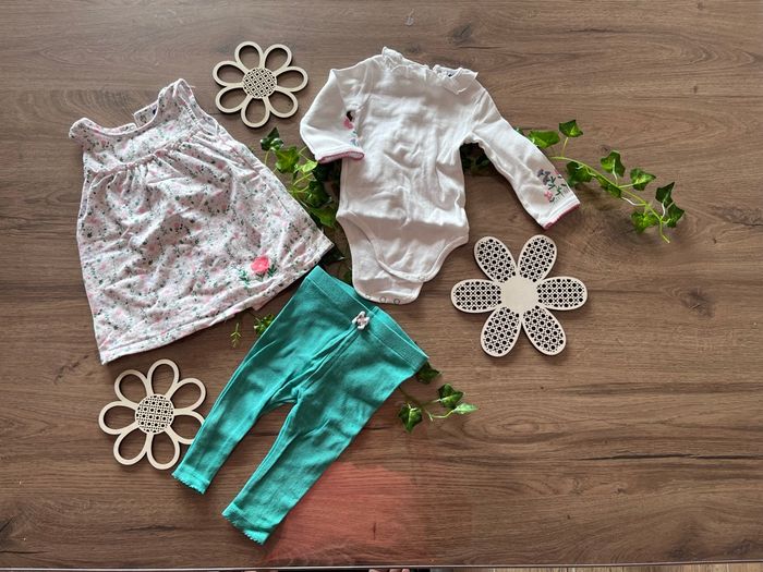 Ensemble robe, bodie et legging