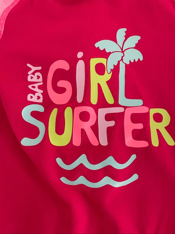 Combinaison plage anti UV taille 12 mois estimée - photo numéro 2