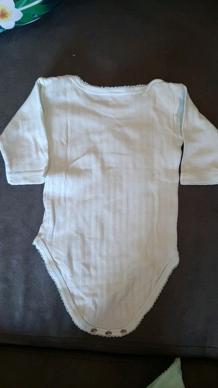 Lot de 5 bodys bébé 6 mois - photo numéro 9
