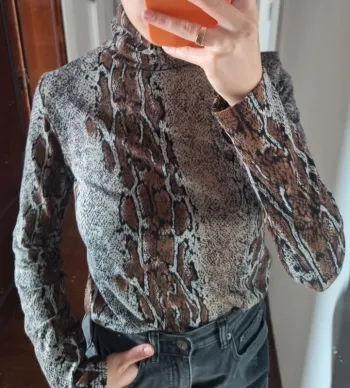 Jersey cuello alto Zara animal print