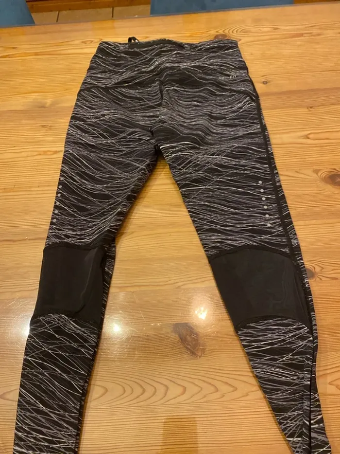Legging Nike - photo numéro 4