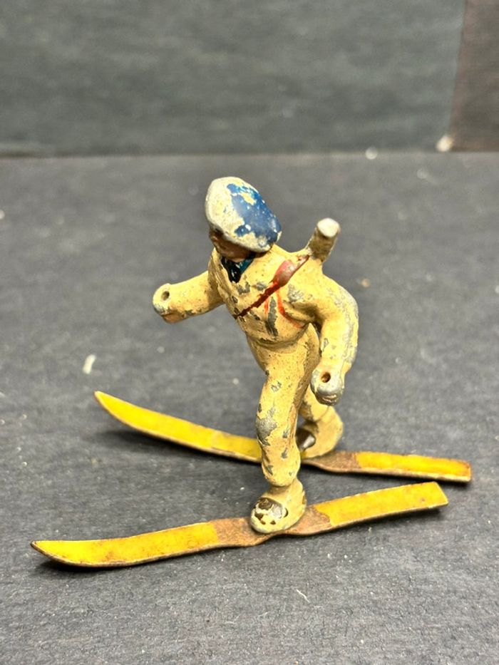 Figurine quiralu soldat vintage aludo en aluminium, chasseur alpin ski - photo numéro 3