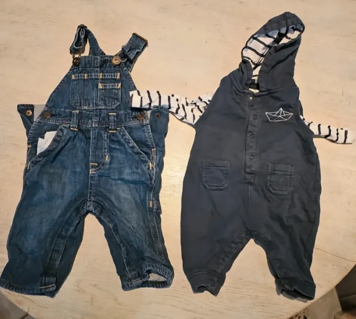 Lot de salopettes