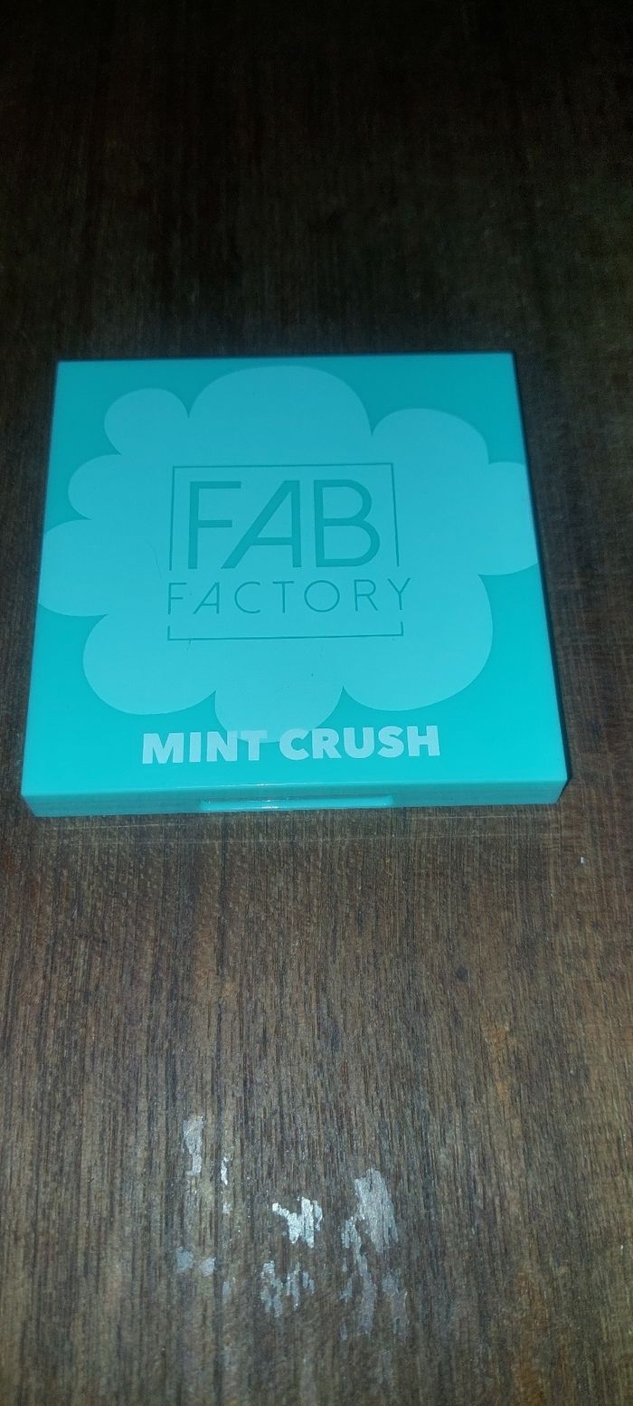 Lot palettes poudre maquillage - photo numéro 3