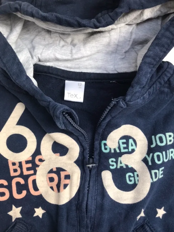Jogging pantalon, veste et chaussettes 12 mois - photo numéro 2