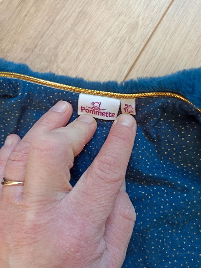 Robe avec gilet fourrure - photo numéro 5