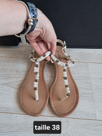 Sandale tong taille 38 abloom