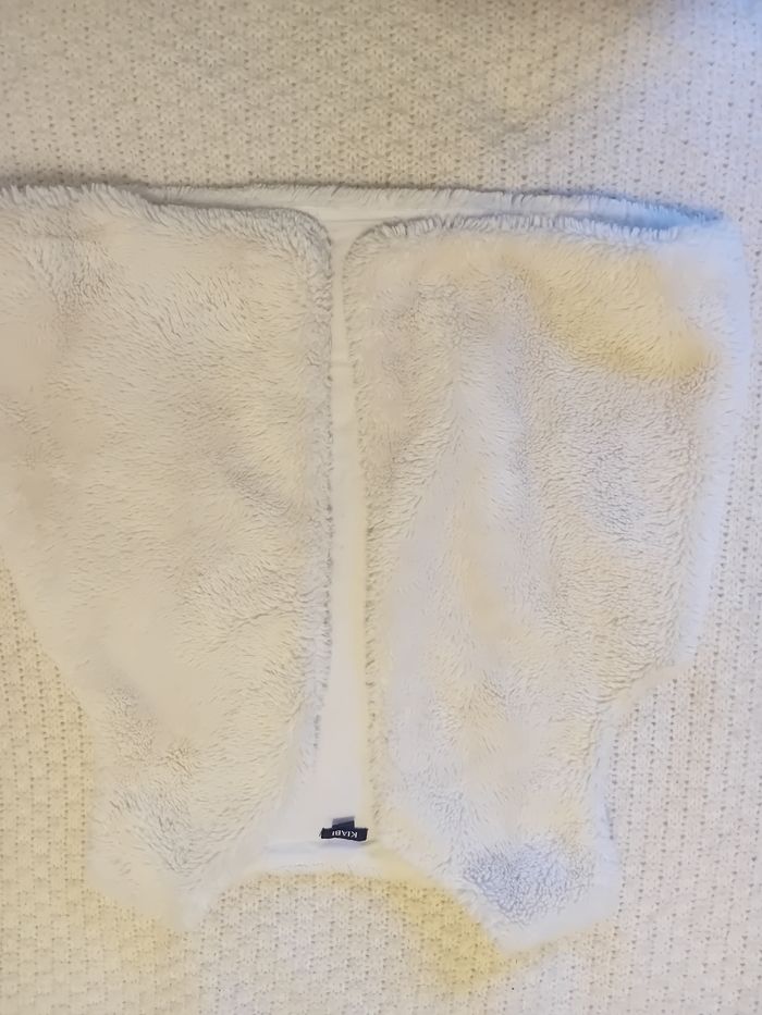 Veste  sans manche  en fausse fourrure  creme - photo numéro 2