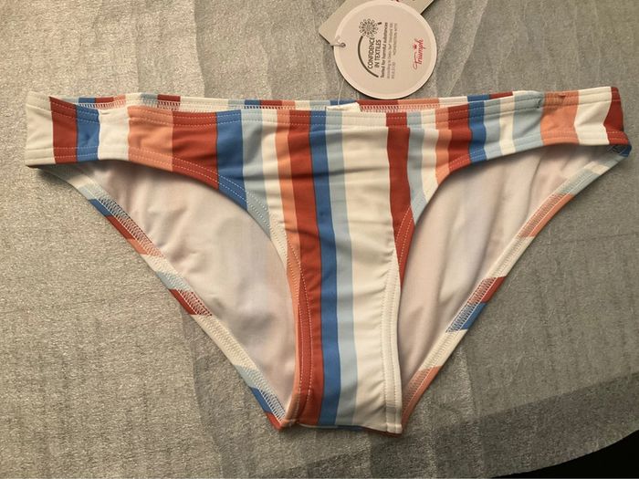 Bas de maillot de bain Triumph neuf - photo numéro 6
