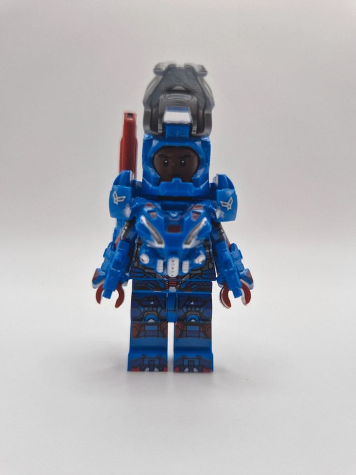 Figurine type lego Warmachine Marvel - photo numéro 2