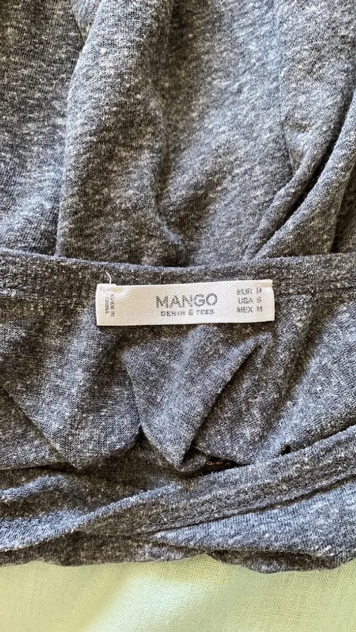 T-shirt gris dos nu Mango - photo numéro 5